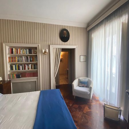 Royal Apartment In San Domenico Maggiore 나폴리 외부 사진